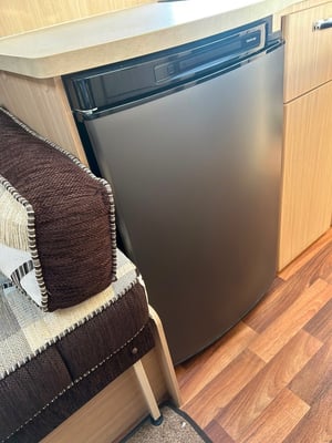2015 Auto-Sleepers Warwick XL — photo 13 of 27