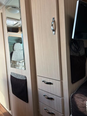 2015 Auto-Sleepers Warwick XL — photo 19 of 27