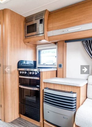 2016 Auto-Trail Apache 634 — photo 9 of 10