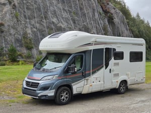2016 Auto-Trail Apache 634 — photo 2 of 10