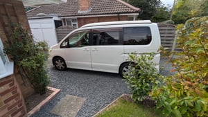 2022 Nissan Serena — photo 18 of 23