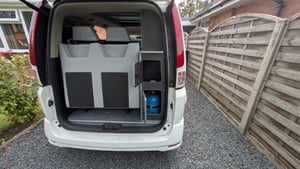 2022 Nissan Serena — photo 13 of 23