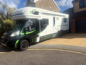 2012 Auto-Trail Comanche HB — photo 11 of 18