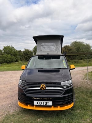 2021 Volkswagen Camper King — photo 2 of 10