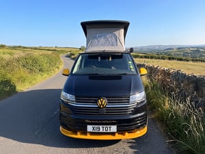 2021 Volkswagen Camper King — photo 1 of 10