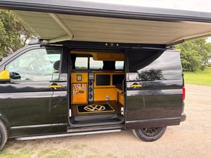 2021 Volkswagen Camper King — photo 6 of 10