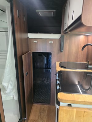 2023 MAN TGE 3.160 — photo 17 of 25
