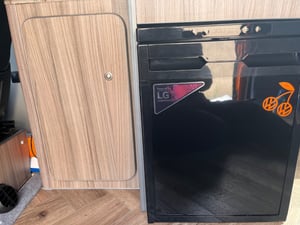 2018 Volkswagen Campervan — photo 10 of 17