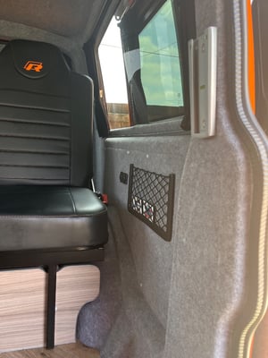 2018 Volkswagen Campervan — photo 11 of 17