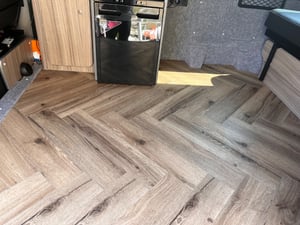 2018 Volkswagen Campervan — photo 13 of 17