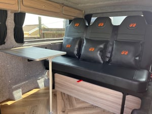 2018 Volkswagen Campervan — photo 15 of 17