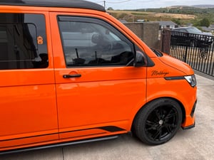 2018 Volkswagen Transporter Campervan — photo 22 of 38