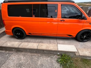 2018 Volkswagen Transporter Campervan — photo 23 of 38