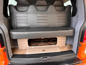 2018 Volkswagen Transporter Campervan — photo 27 of 38