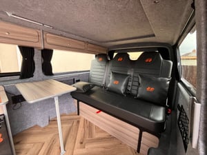 2018 Volkswagen Transporter Campervan — photo 37 of 38