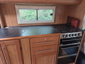 2009 Auto-Trail Arapaho SE — photo 6 of 19