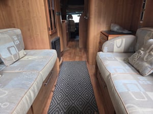 2009 Auto-Trail Arapaho SE — photo 10 of 19