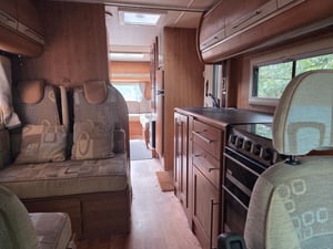 2009 Auto-Trail Arapaho SE — photo 16 of 19