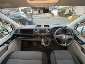 Volkswagen Transporter T28 T Line — photo 4 of 17