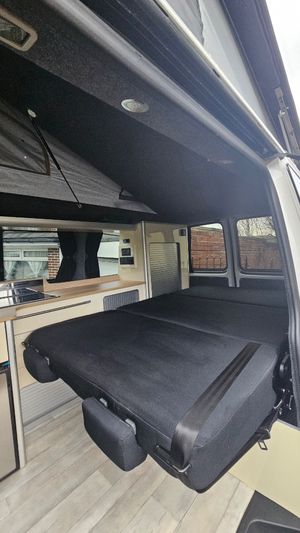 Volkswagen Transporter T28 T Line — photo 9 of 17