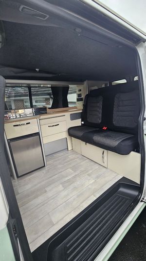 Volkswagen Transporter T28 T Line — photo 16 of 17