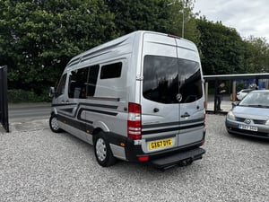 2017 Mercedes-Benz Sprinter — photo 9 of 19