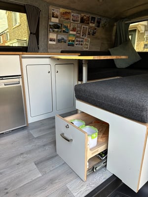 2020 Volkswagen T6.1 Transporter T30 Highline TDi — photo 8 of 36