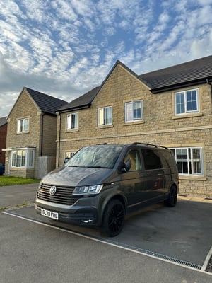 2020 Volkswagen T6.1 Transporter T30 Highline TDi — photo 28 of 36