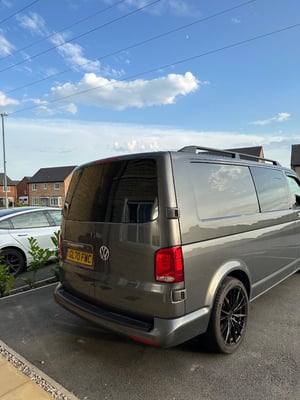 2020 Volkswagen T6.1 Transporter T30 Highline TDi — photo 30 of 36