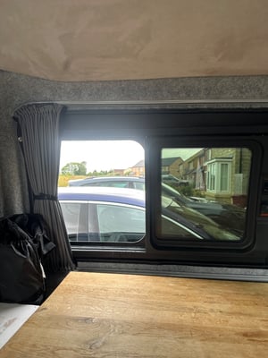2020 Volkswagen T6.1 Transporter Highline TDi LWB — photo 41 of 57