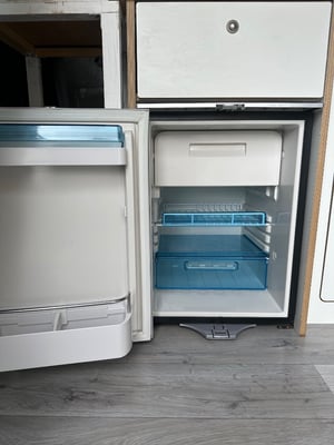2020 Volkswagen T6.1 Transporter Highline TDi LWB — photo 42 of 57