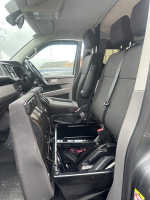 2020 Volkswagen T6.1 Transporter Highline TDi LWB — photo 47 of 57