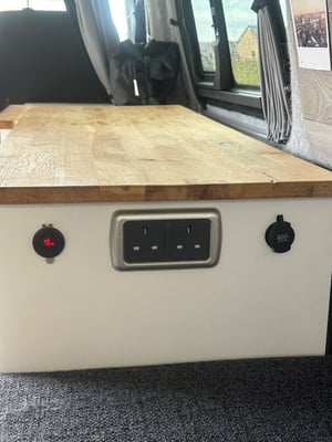 2020 Volkswagen T6.1 Transporter Highline TDi LWB — photo 48 of 57