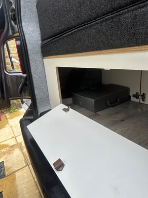 2020 Volkswagen T6.1 Transporter Highline TDi LWB — photo 50 of 57