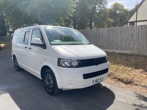 2013 Volkswagen Transporter — photo 7 of 18
