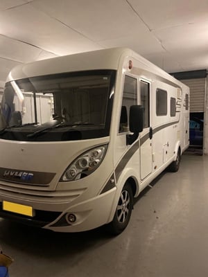 2017 Hymer Exsis-I 688 — photo 15 of 16
