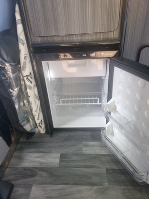 2015 Volkswagen T5 Campervan — photo 8 of 37