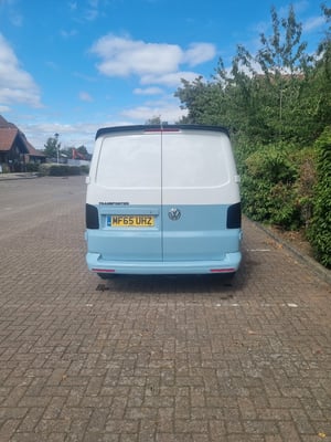 2015 Volkswagen T5 Campervan — photo 11 of 37