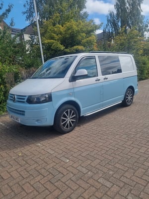 2015 Volkswagen T5 Campervan — photo 17 of 37