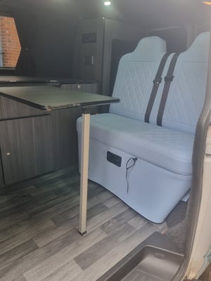 2015 Volkswagen T5 Campervan — photo 29 of 37
