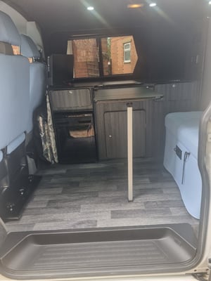 2015 Volkswagen T5 Campervan — photo 36 of 37