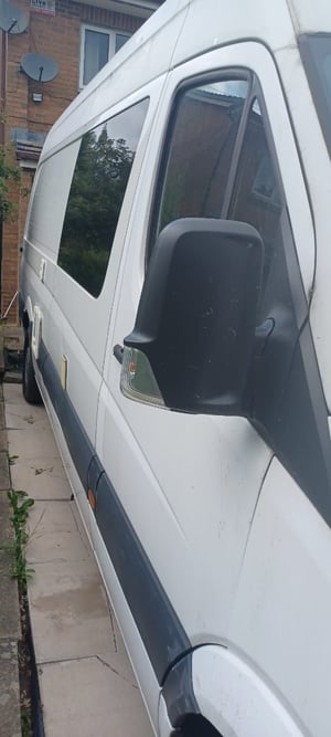 2014 Volkswagen Crafter CR35 TDI — photo 3 of 9