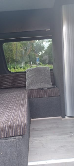 2014 Volkswagen Crafter CR35 TDI — photo 7 of 9
