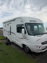 2009 Rapido 946F - Image 2