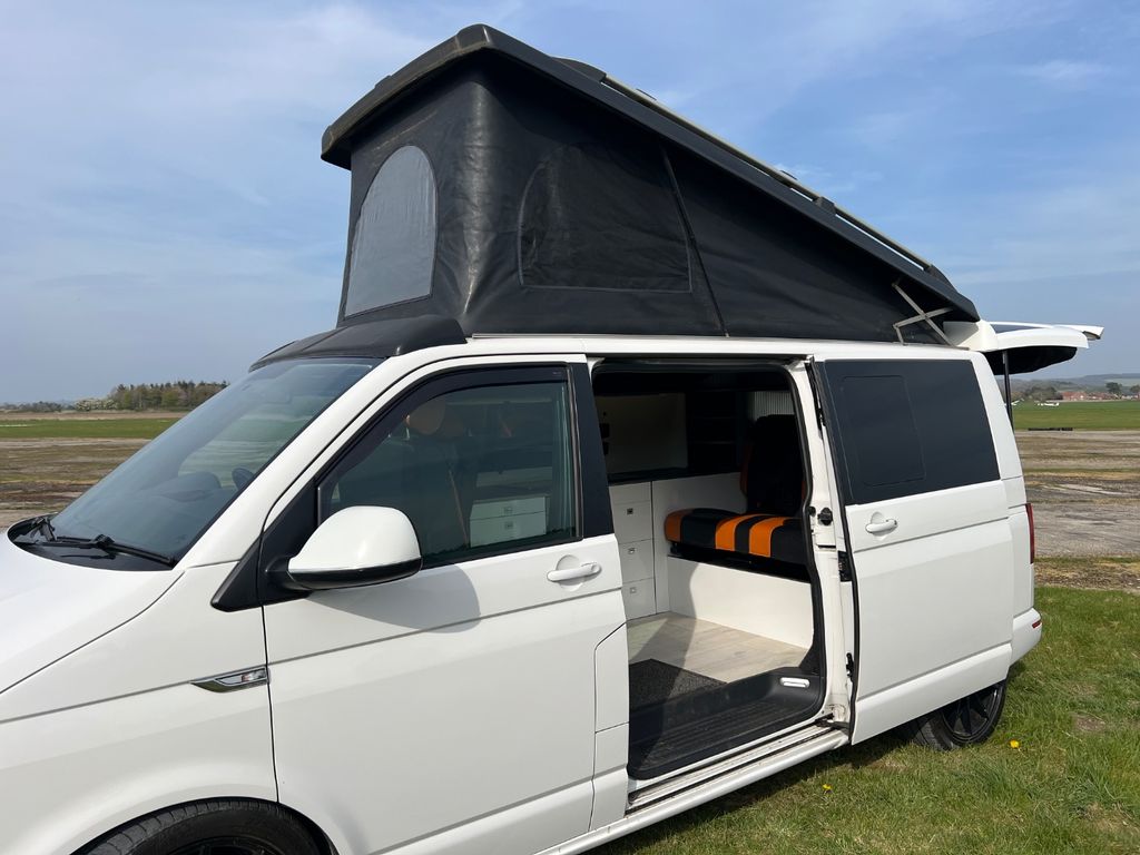 2016 Volkswagen Transporter T6 - Image 11