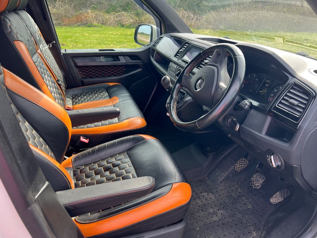 2016 Volkswagen Transporter T6 - Image 15