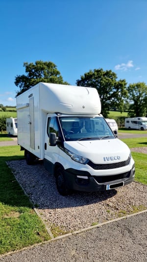2016 Iveco Luton Daily 35 — photo 1 of 18