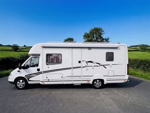 2005 Swift Kon-Tiki 660 — photo 1 of 9