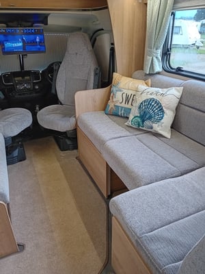 2025 Auto-Trail Imala 736 — photo 11 of 22