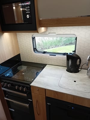 2025 Auto-Trail Imala 736 — photo 18 of 22